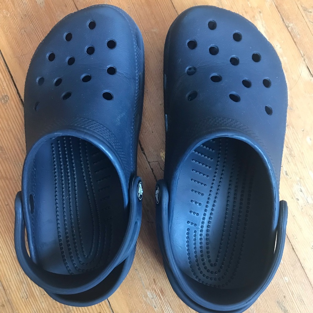 Boys navy Crocs, size 4